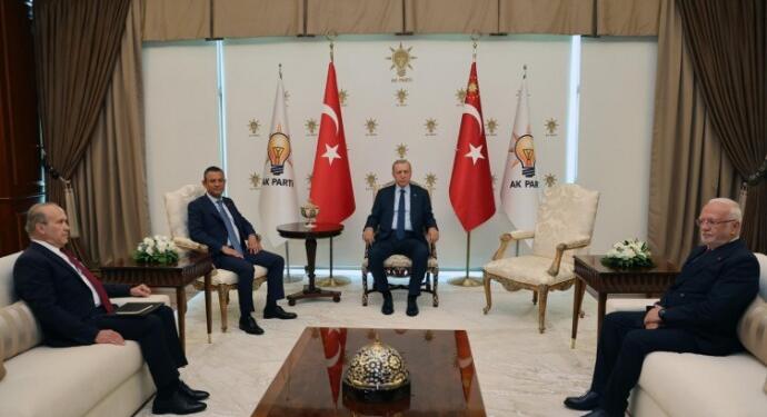 Erdoğan-Özel görüşmesi 1.5 saat sürdü