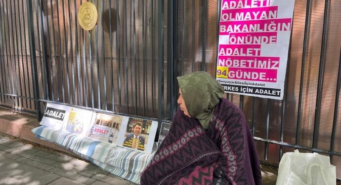 Emine Şenyaşar’ın Adalet Nöbeti 94’üncü gününde