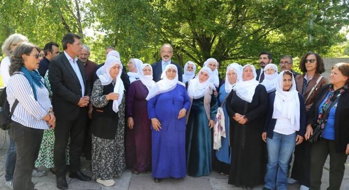 Tutsak yakınları Meclis’e gidecek: Kabul etmeseniz de tecrit var