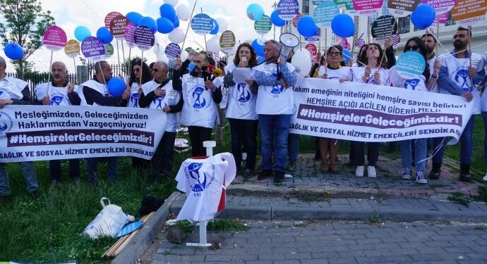 Hemşireler bakanlık önünde taleplerini sıraladı: Açlığa mahkum edildik