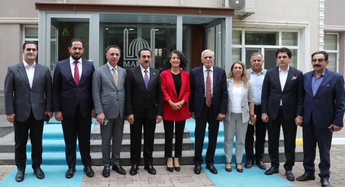 Hewler Valisi Xoşnav’dan Mêrdîn Büyükşehir Belediyesi’ne ziyaret