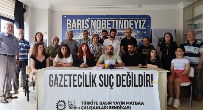 Mersin’de gazetecilerden 3 Mayıs açıklaması