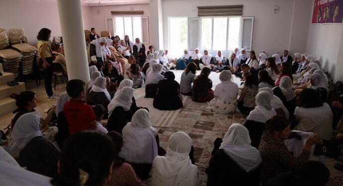 Tutsak yakınlarından ‘özgürlük’ eylemine destek