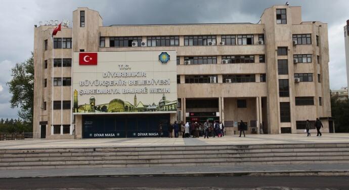 Kar yağmayan Amed’de kayyım kar için 13 milyon harcamış!