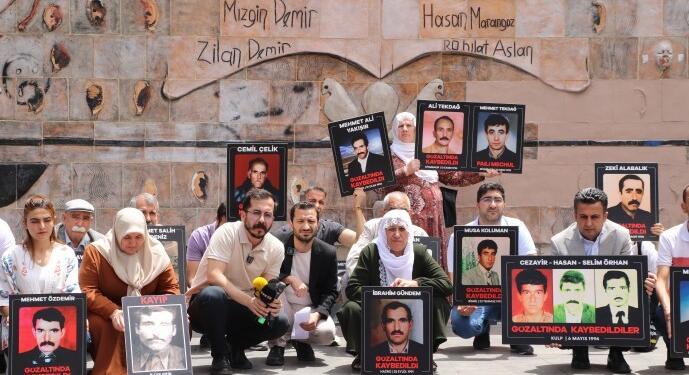 Biri 30 yıl, biri 28 yıldır arıyor: Yakınlarının bir mezarı olsun istiyorlar