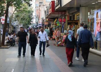 Êlihli yurttaşlar: Ekonomik krizin çözümü savaşa son verilmesi