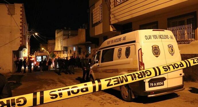 Erkek şiddeti: Eşini ve 3 çocuğunu katletti