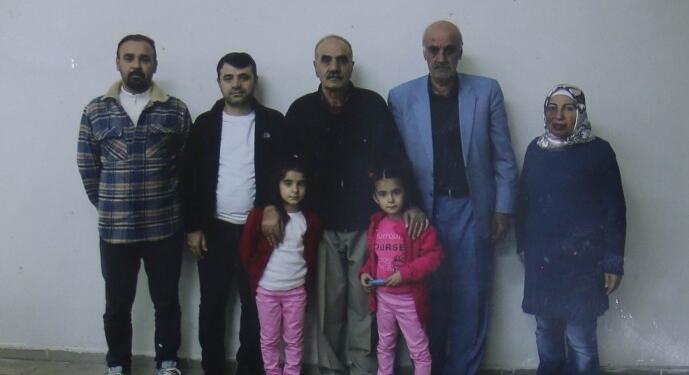 Birçok hastalığı olan tutsağa ayakta tedavi!