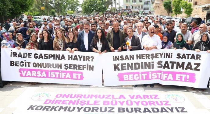 DEM Parti’ye saldırılar protesto edildi: Halkın iradesine sahip çıkacağız