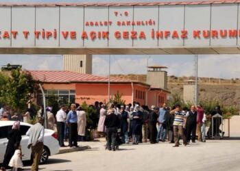 Siyasi tutsakların avukat görüşmeleri kayda alınıyor!