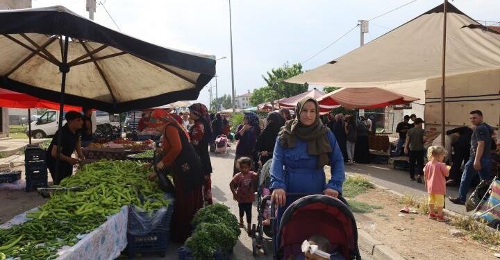 ‘Fakirler ölüyor, zenginler ise daha zengin oluyor’