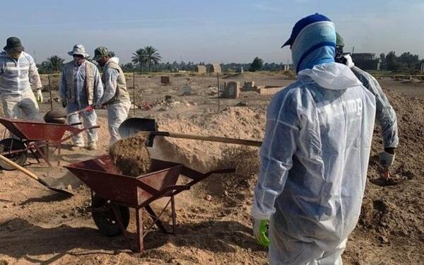 Baas ve DAİŞ’ten kalma 335 toplu mezar bulundu