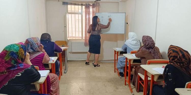 Kardelen Kadın Evi çalışmalarına başladı