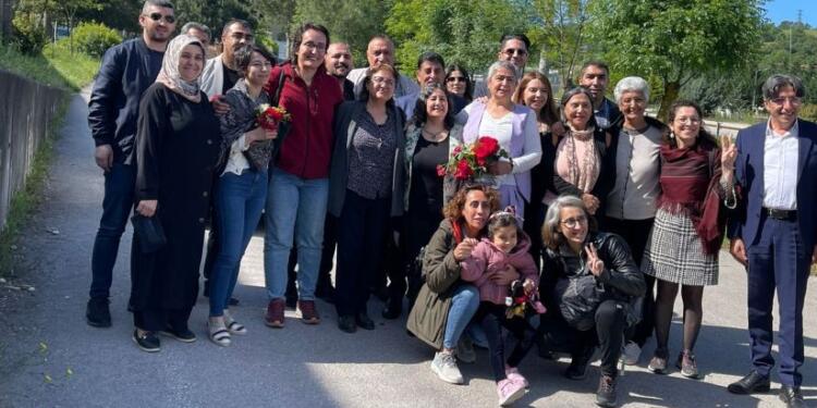 Tutsak siyasetçi Altun tahliye oldu