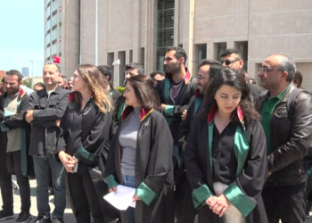 Hukukçular: Düzmece yargılamayla verilen cezaları tanımıyoruz