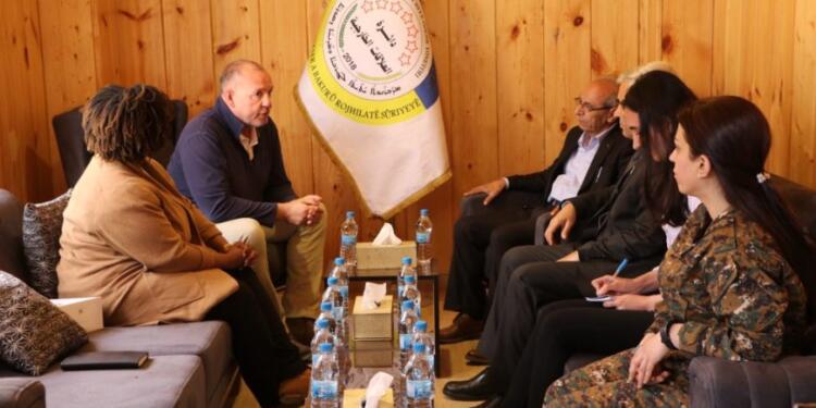 Farklı ülkelerden Rojava’ya ziyaret