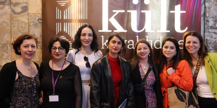 Uçan Süpürge Festivali’nde ‘Kayıtsız’ konuşuldu