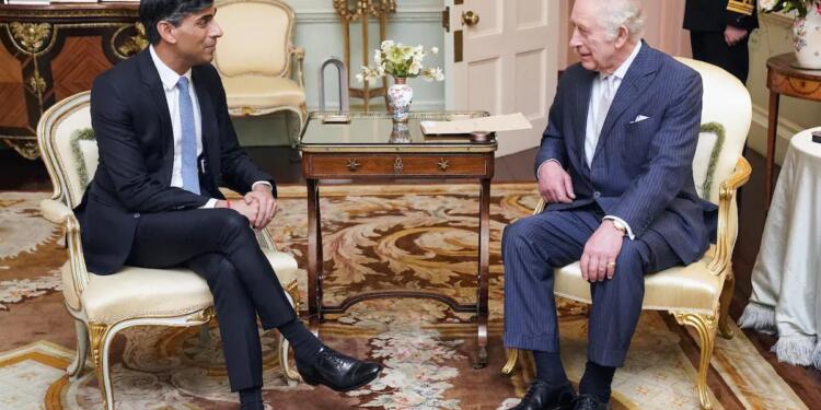 İngiltere’de erken seçim kararı alındı