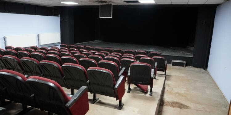 Kayyım döneminde harabeye dönen ek bina yenileniyor