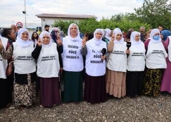 ‘Özgürlüğe ses ver’ eylemi: Talep Öcalan’ın özgürlüğü