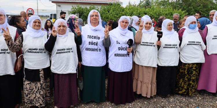 ‘Özgürlüğe ses ver’ eylemi: Talep Öcalan’ın özgürlüğü