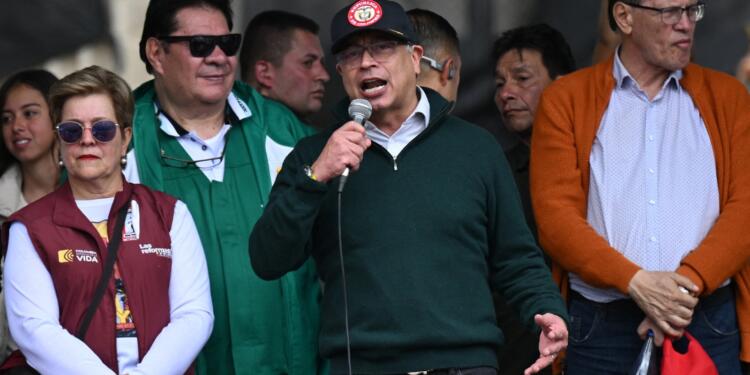 Gustavo Petro: İsrail’le diplomatik ilişkileri keseceğiz