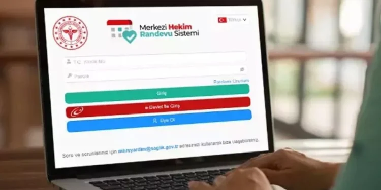 İzmir Tabip Odası: Onaylı Randevu Sistemi sorunları derinleştirecek