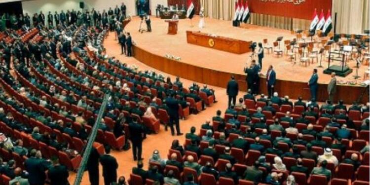 Irak Parlamentosu yeni başkanını seçmek için toplandı