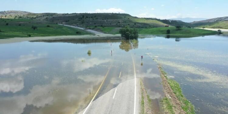 Kütahya’da maden atık havuzunda taşkın