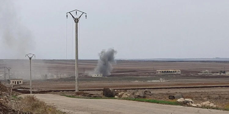 Türkiye Şehba’nın Dêrqaq köyünü bombaladı