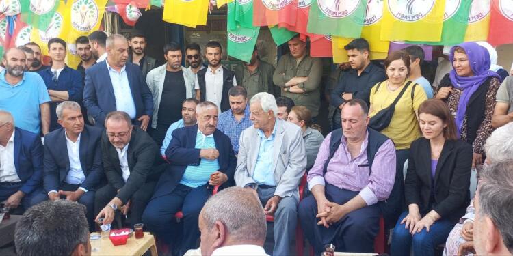 İzol Aşireti’nden DEM Parti’ye Curnê Reş’te destek