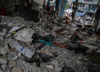 İsrail’in vurduğu mülteci kampında 39 kişi yaşamını yitirdi