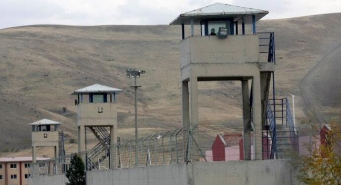 Tutsaklar ‘özgürlük’ eylemini sürdürüyor