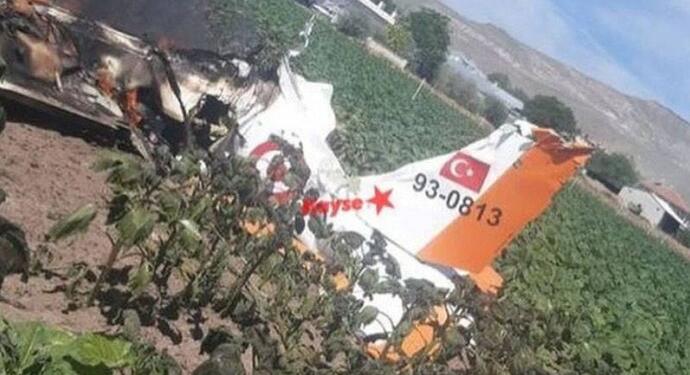 Kayseri’de eğitim uçağı düştü: 2 pilot yaşamını yitirdi
