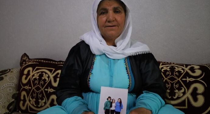 Tutsak annesi: Tecrit herkesi ilgilendiren bir durum