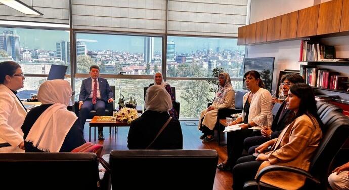 Uysal: Adalet Bakanı ile görüşmek önemliydi ama daha önemli olan adım atmaları