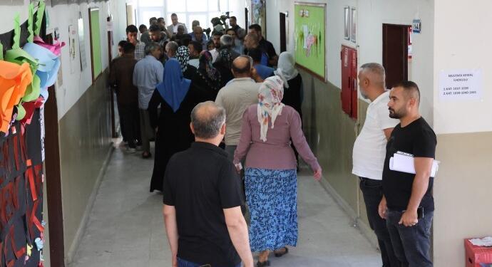 Curnê Reş’te seçime ilgi yoğun: Kaç defa iptal ederlerse etsinler biz kazanacağız