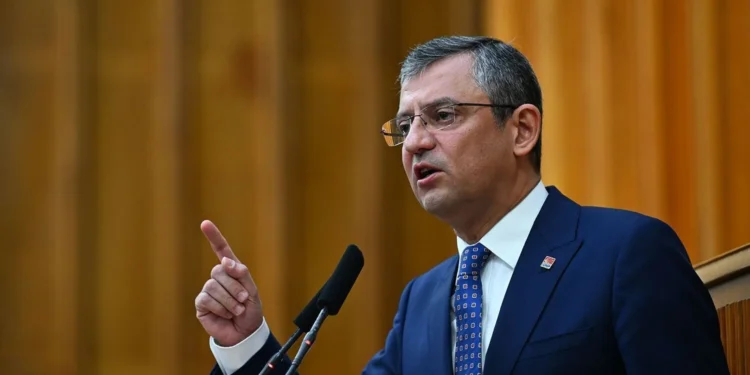 Özel: Hakkari’deki kayyuma da Mardin’deki niyete de CHP’li gibi tepki veriyoruz