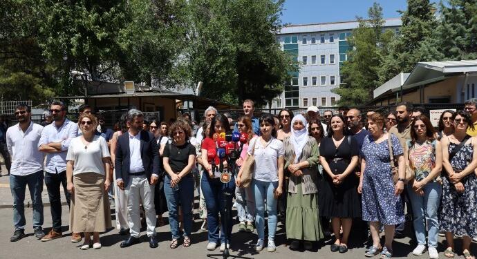 Dans grubuna saldırıya tepki: Hedef kadınlar ve yaşam tarzı