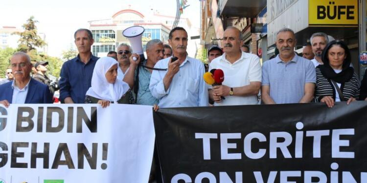 Wan’da tecrit eylemi: Adalet istiyorsanız annelerin isteklerini yerine getirin