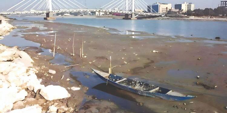 Türkiye Irak’la su üzerinden oynuyor