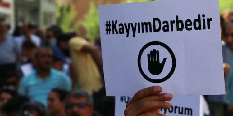 Kayyıma gerekçe ‘FETÖ’ firarisi savcının iddianamesiymiş