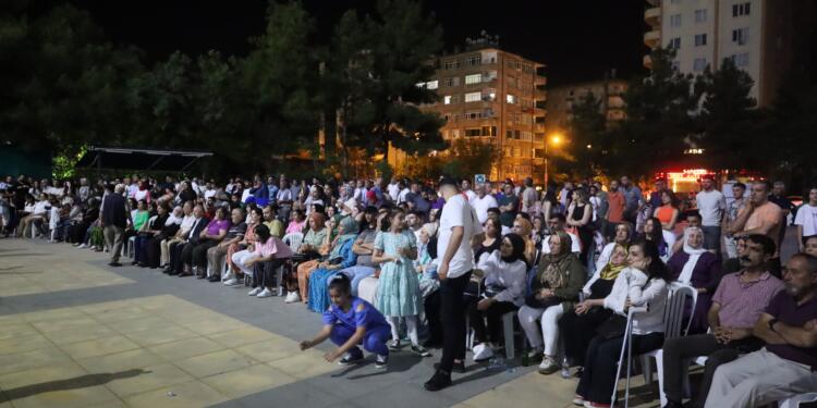 Amed’te irade gaspına karşı nöbet devam etti