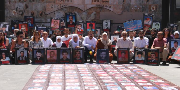 Kayıp yakınları Baysal, Yüce ve Ay’ın faillerini sordu