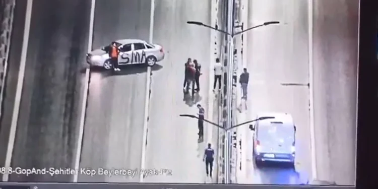 Boğaz köprüsü çift yönlü trafiğe kapatıldı