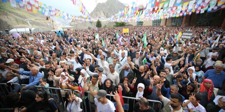 Foto Galeri | Colemêrg Mitingi’nde mesaj net: ‘Kayyım Defol’