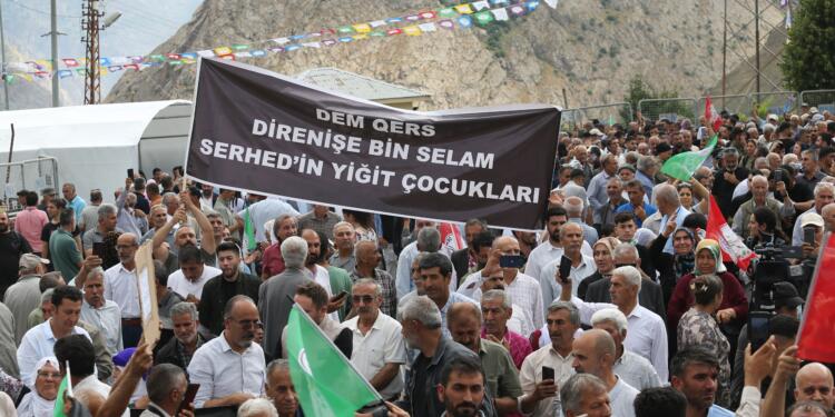 Foto Galeri | Colemêrg Mitingi’nde mesaj net: ‘Kayyım Defol’