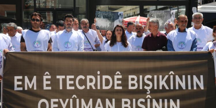 ‘İradeye saygı nöbeti’ 3’üncü grupta: Mücadelemiz sürecek