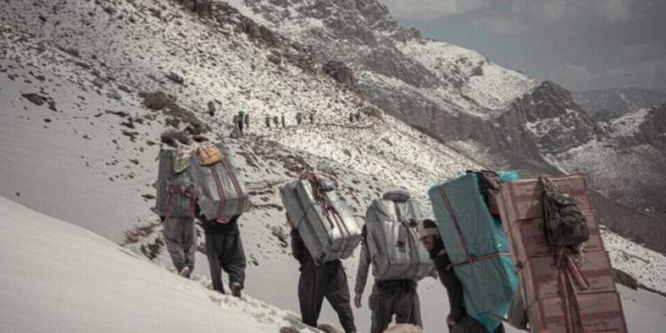 İran 2 Kürt kolbere işkence yaptı