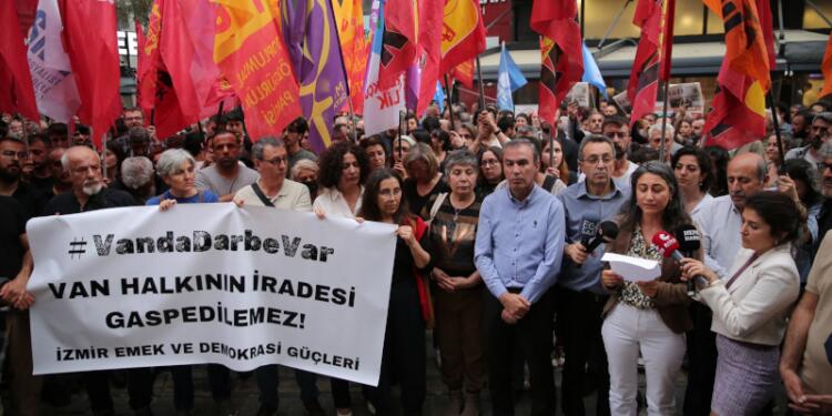 İzmir’de Wan protestolarında tutuklanan 9 kişiye tahliye